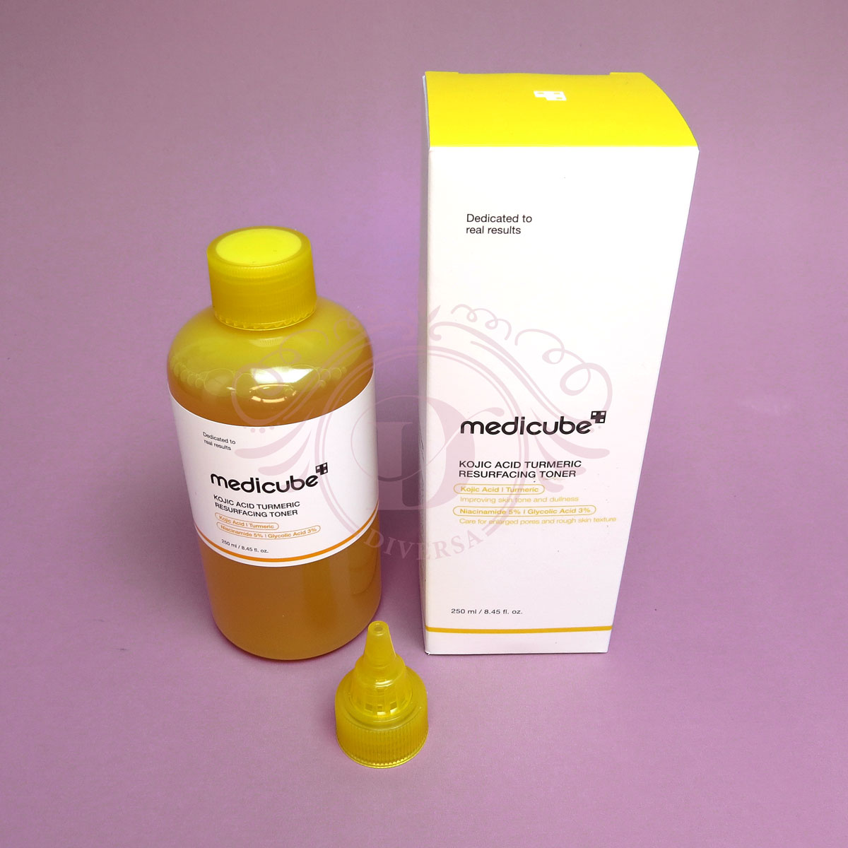 630-02 MEDICUBE Kojic Asid Turmeric Resurfacing Toner